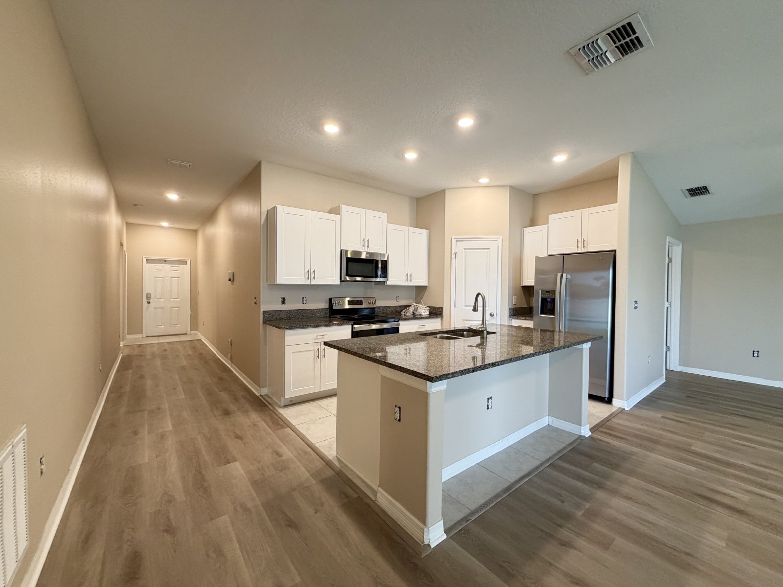 12213 SE 100th Ave Belleview FL 34420 property image
