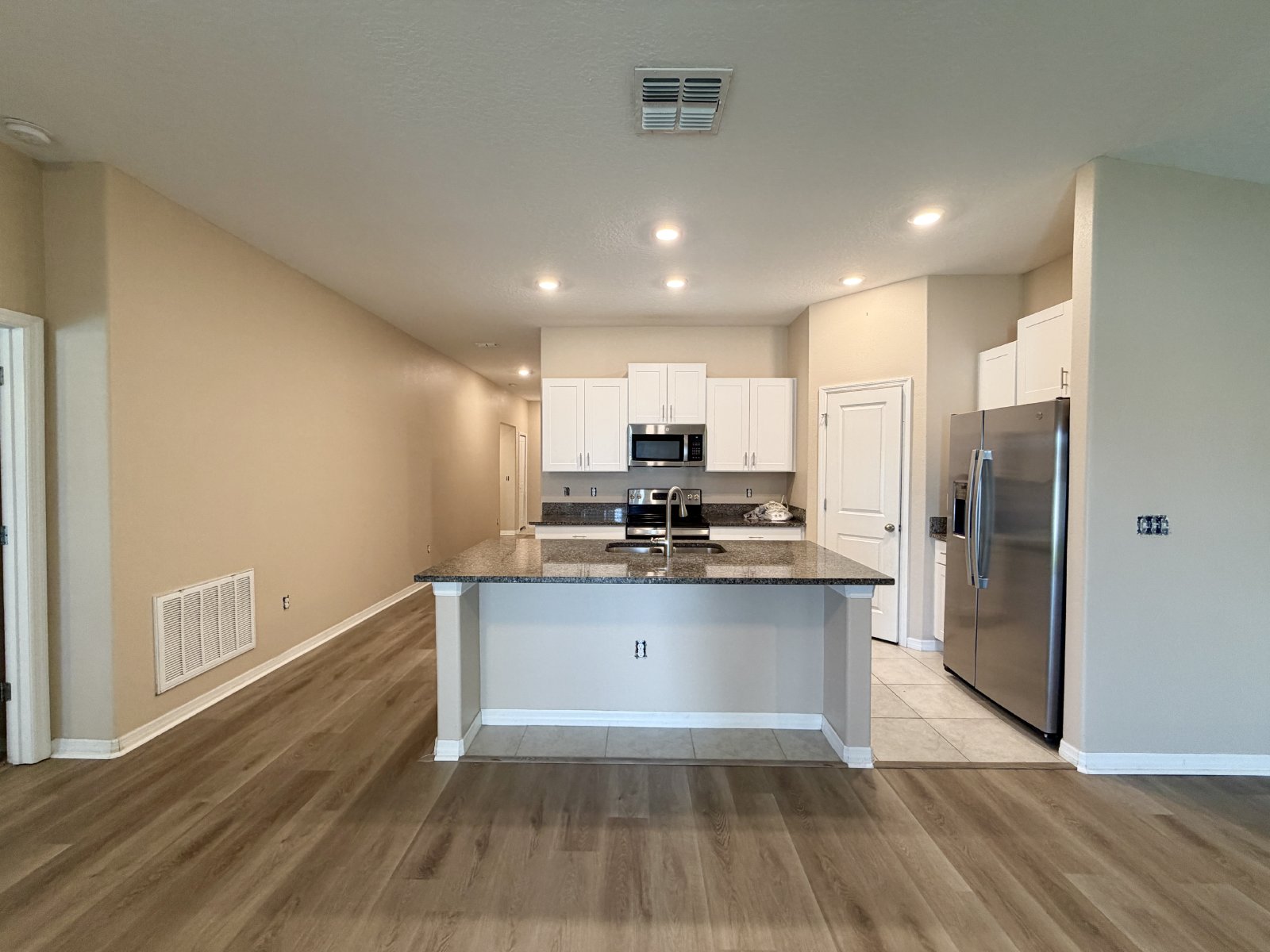 12213 SE 100th Ave Belleview FL 34420 property image