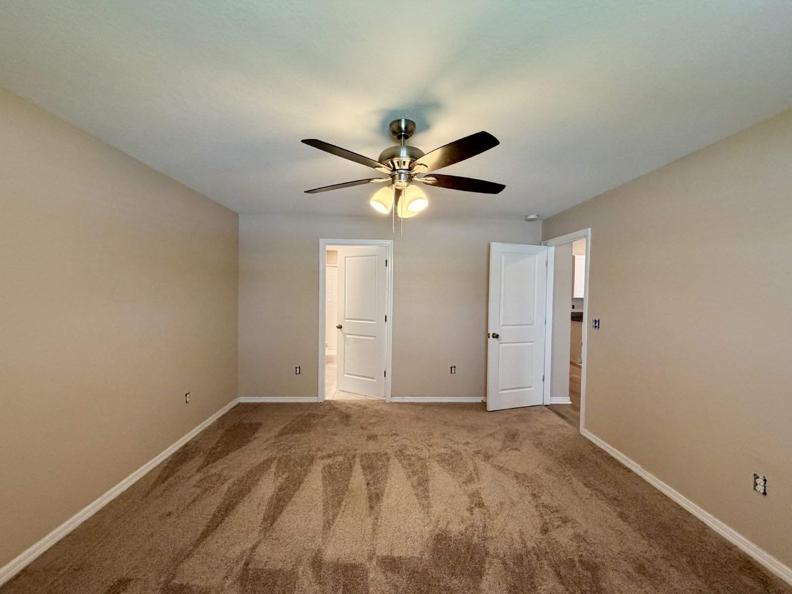 12213 SE 100th Ave Belleview FL 34420 property image