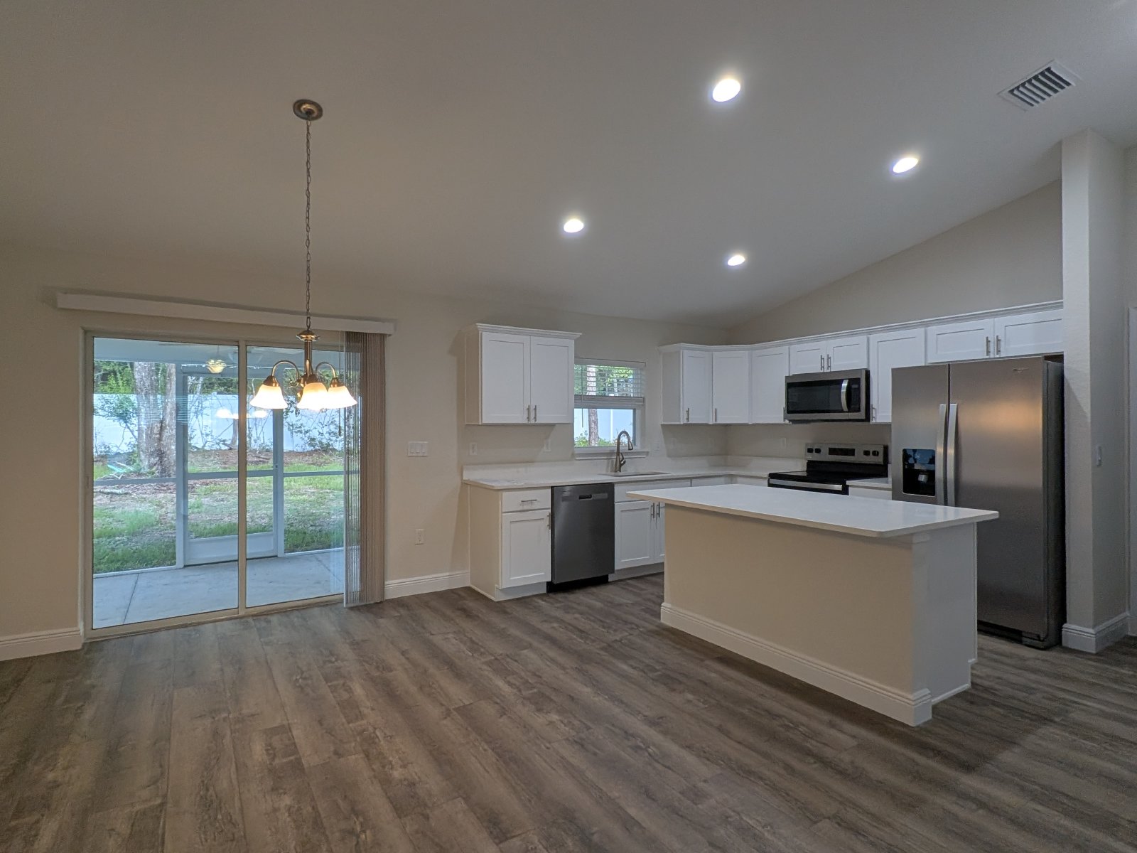 214 E Caldwell Dr Citrus Springs FL 34434 property image