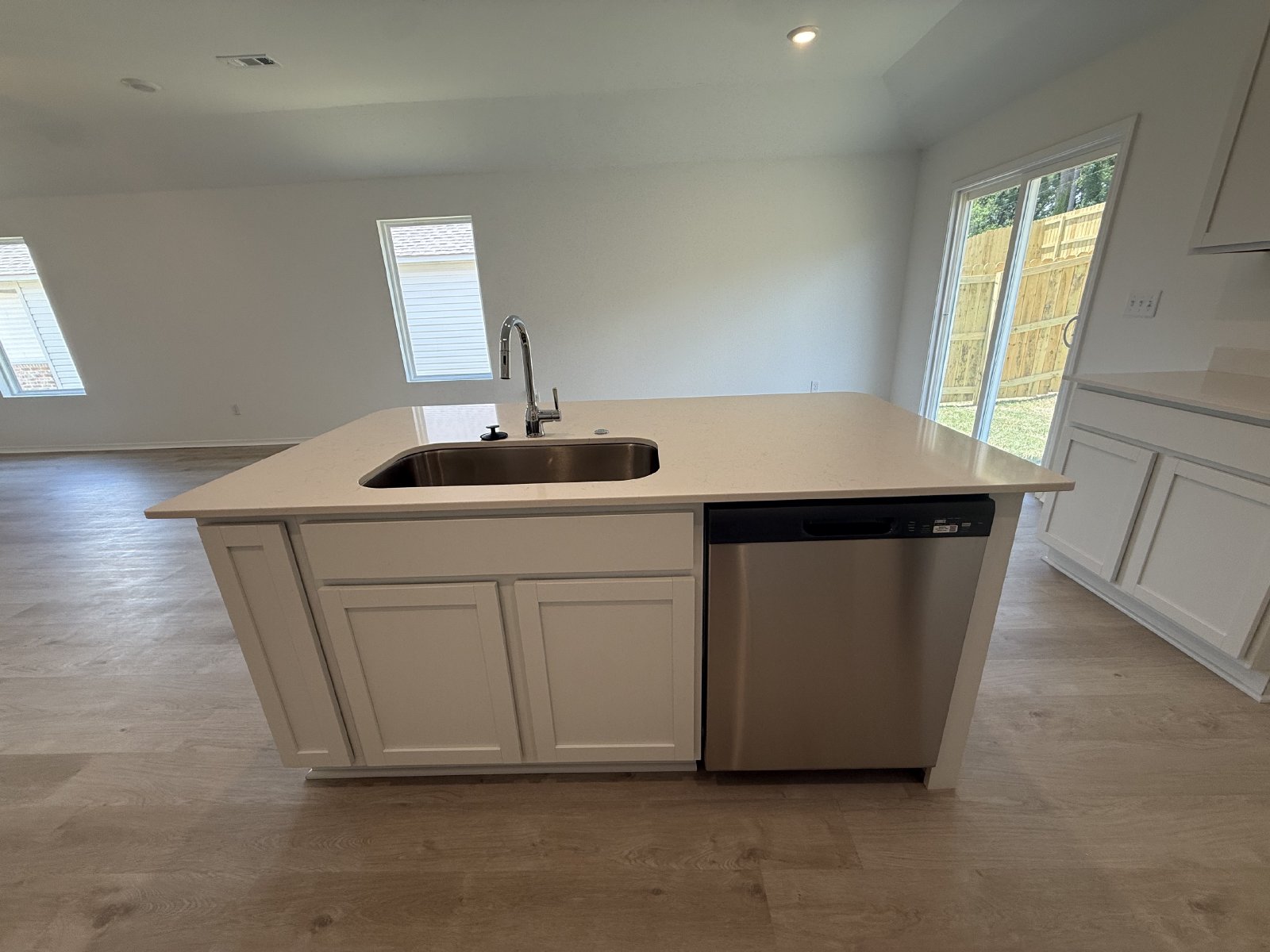 1040 Raven Walk Dr Benton AR 72015 property image