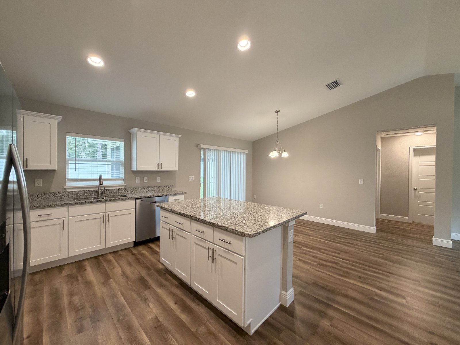 9356 N Jackson Way Citrus Springs FL 34434 property image