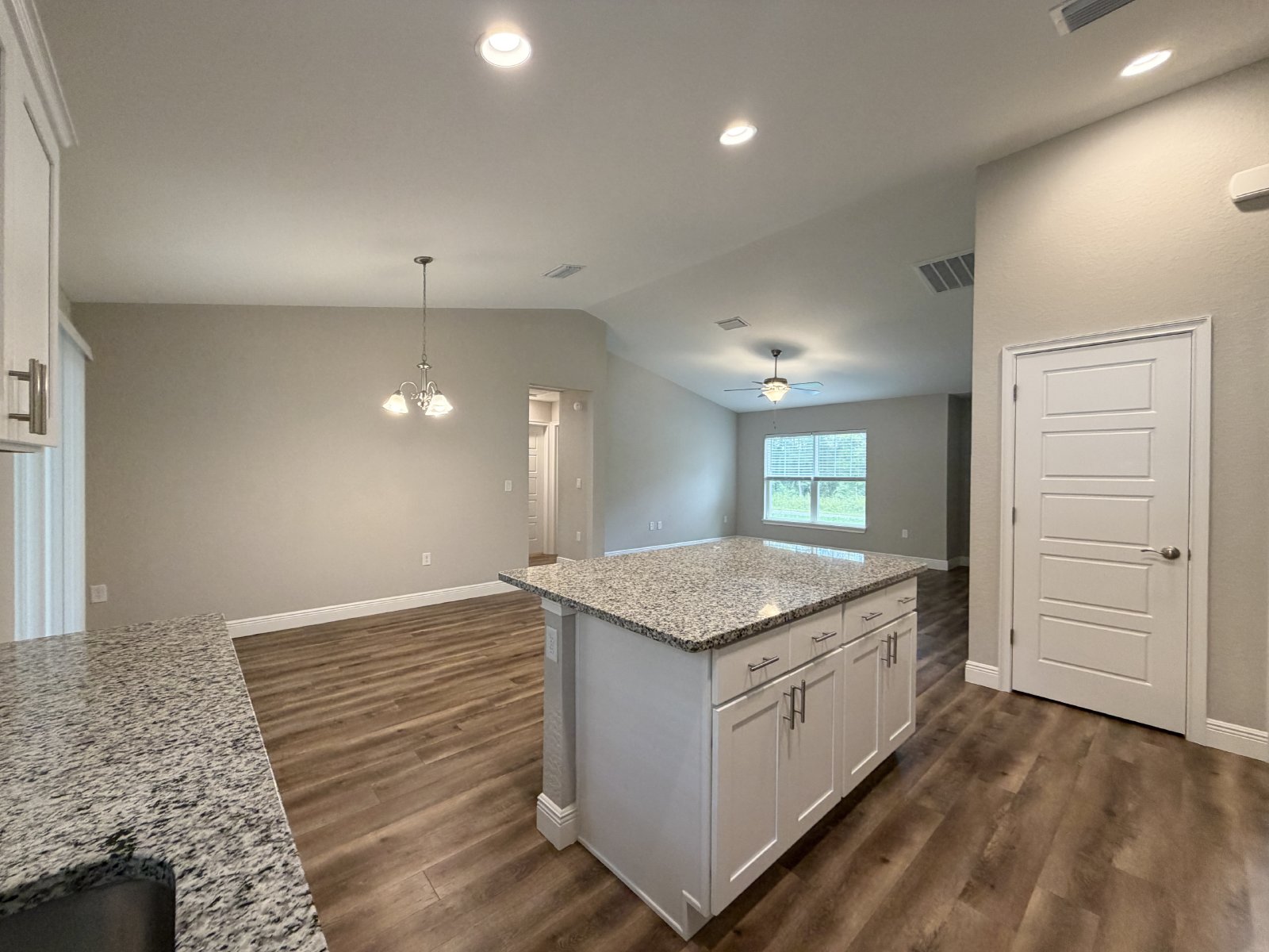 9356 N Jackson Way Citrus Springs FL 34434 property image