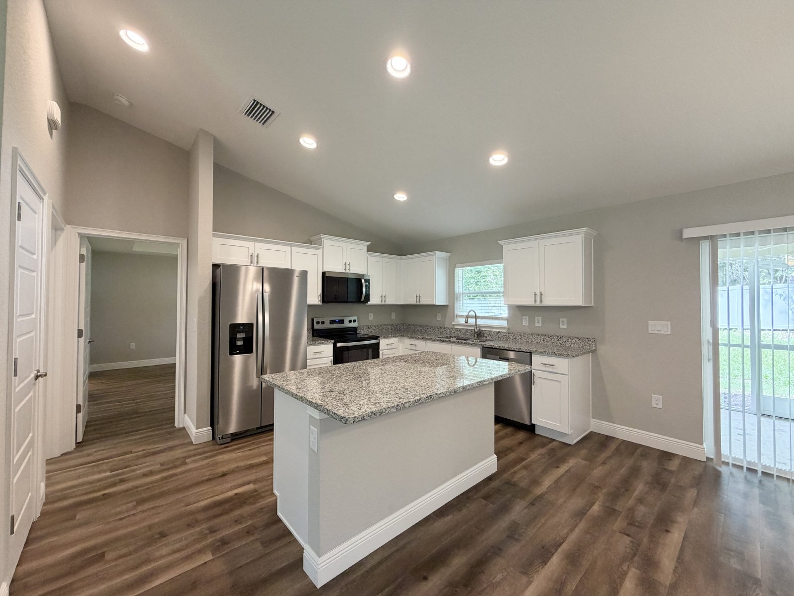9356 N Jackson Way Citrus Springs FL 34434 property image