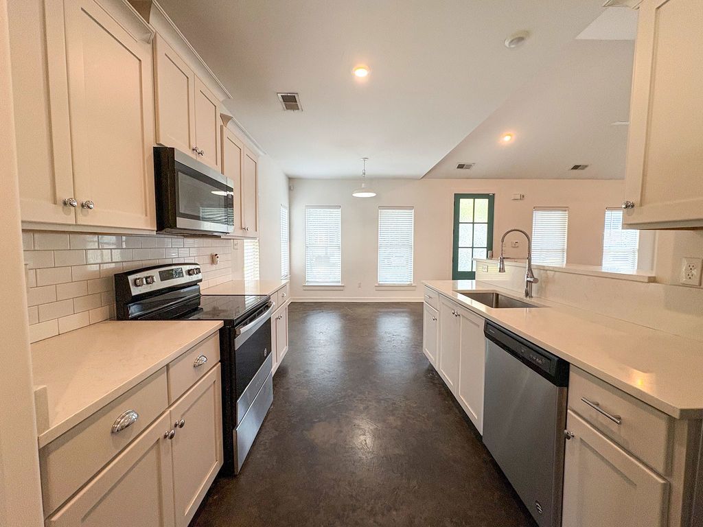708 Echles St Memphis TN 38111 property image