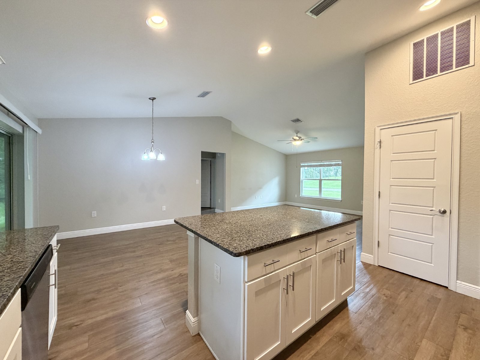 9065 N Akola Way Citrus Springs FL 34434 property image