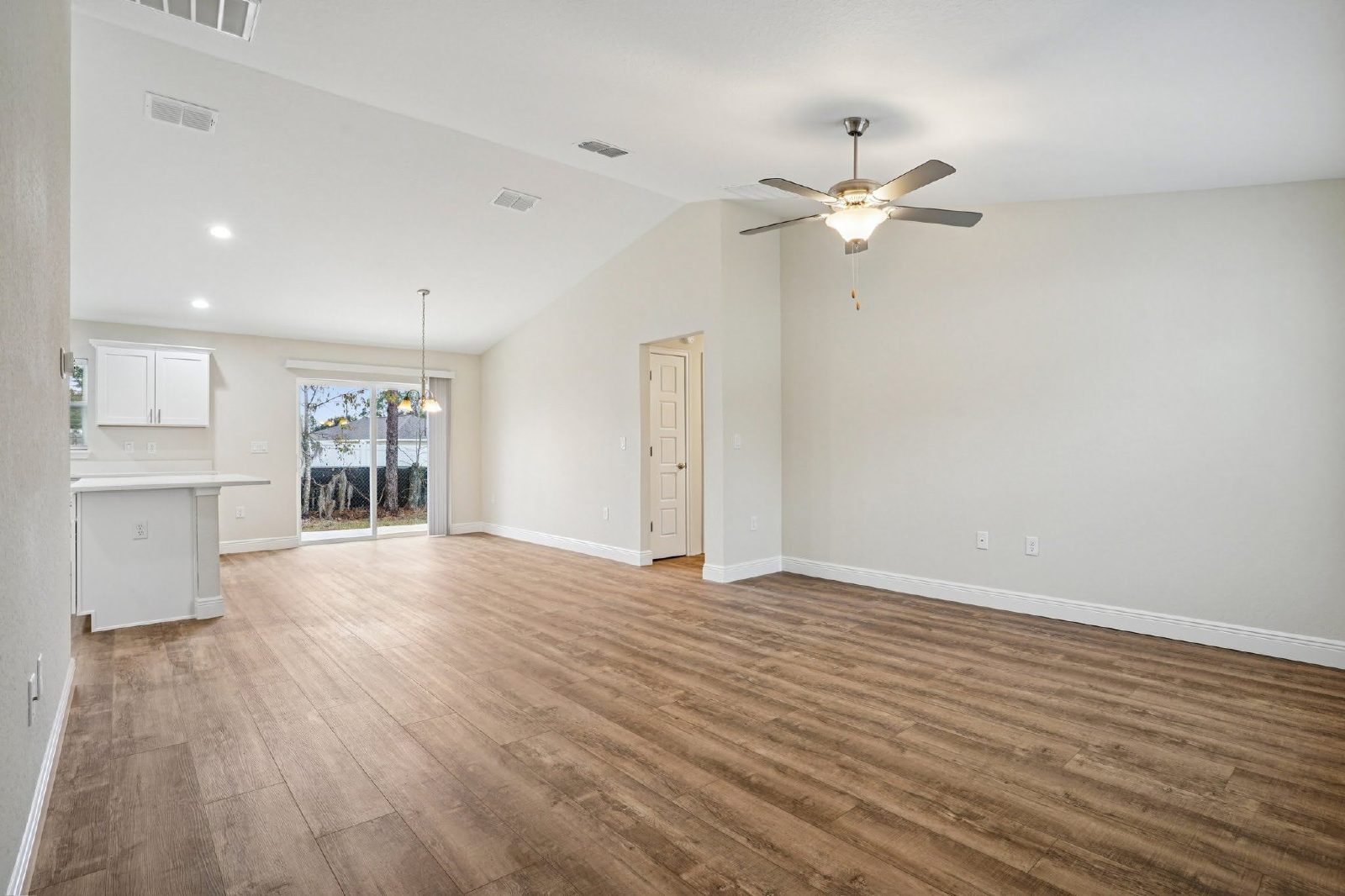 10 Hemlock Loop Ocala FL 34472 property image