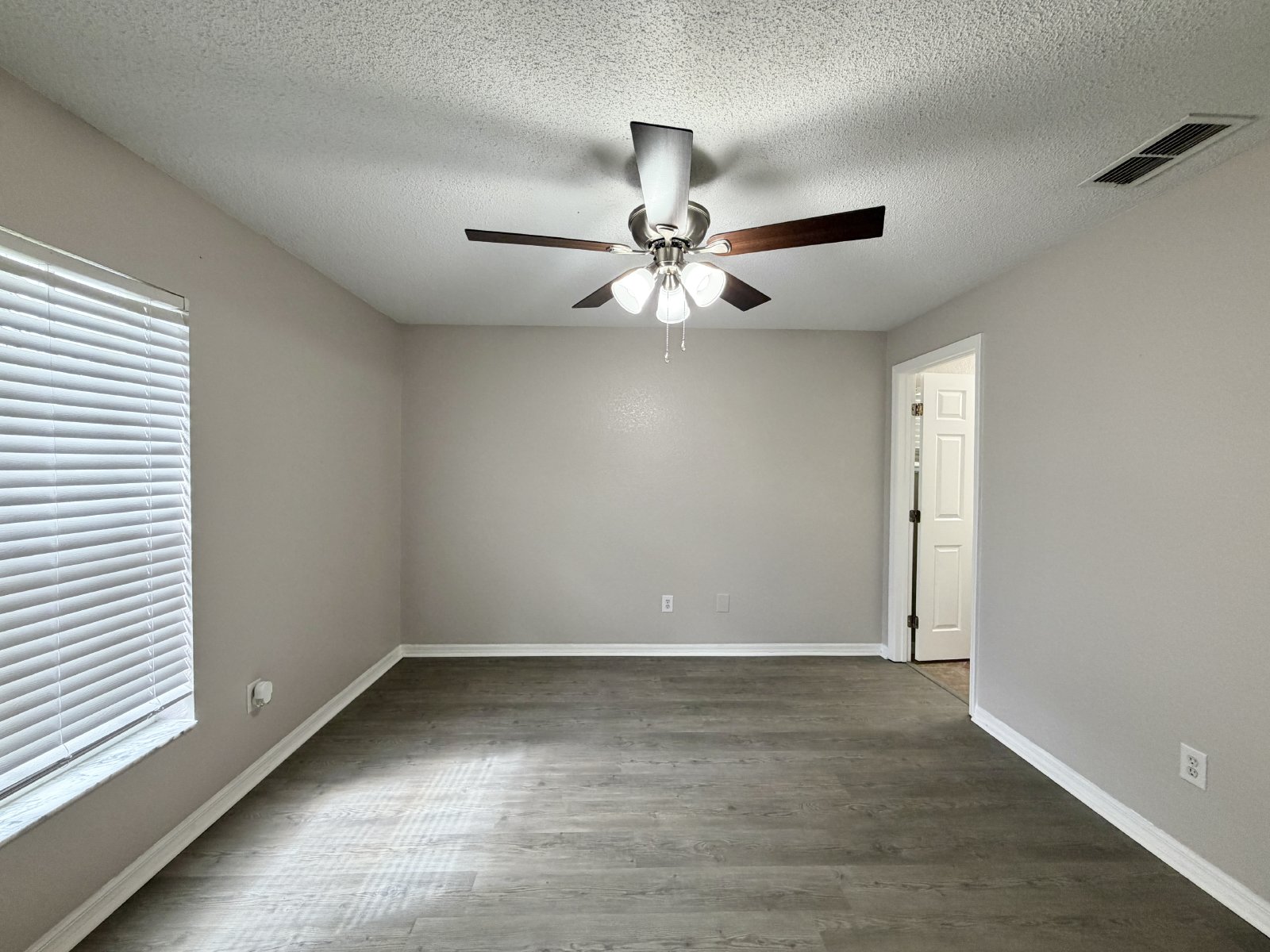131 Diamond Ridge BLVD Auburndale FL 33823 property image