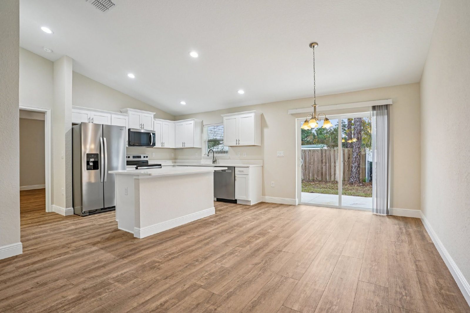 10 Hemlock Loop Ocala FL 34472 property image