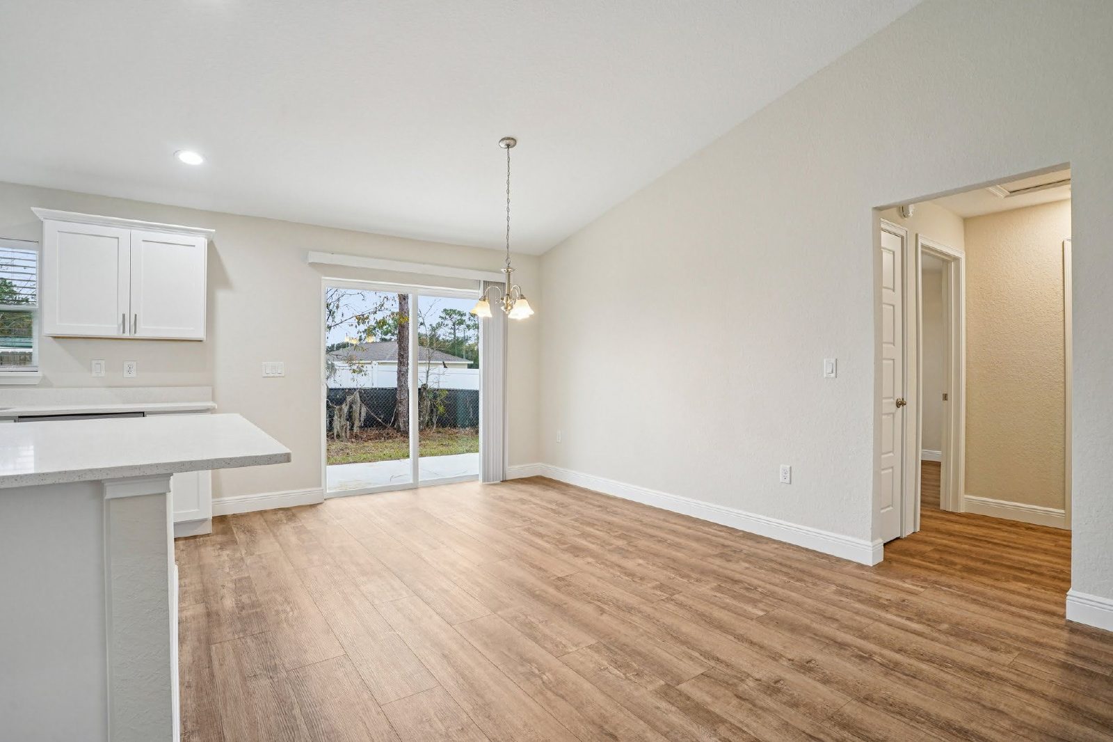 10 Hemlock Loop Ocala FL 34472 property image