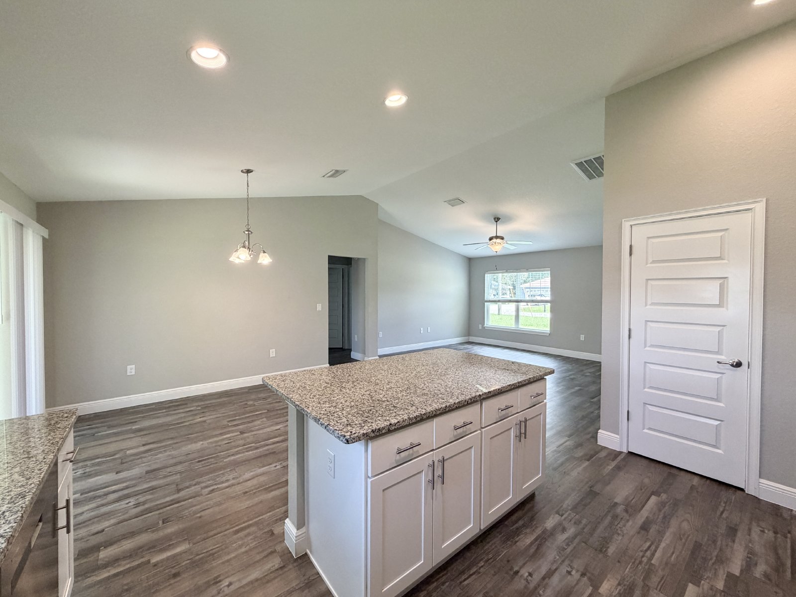 9 Larch Dr Ocala FL 34480 property image