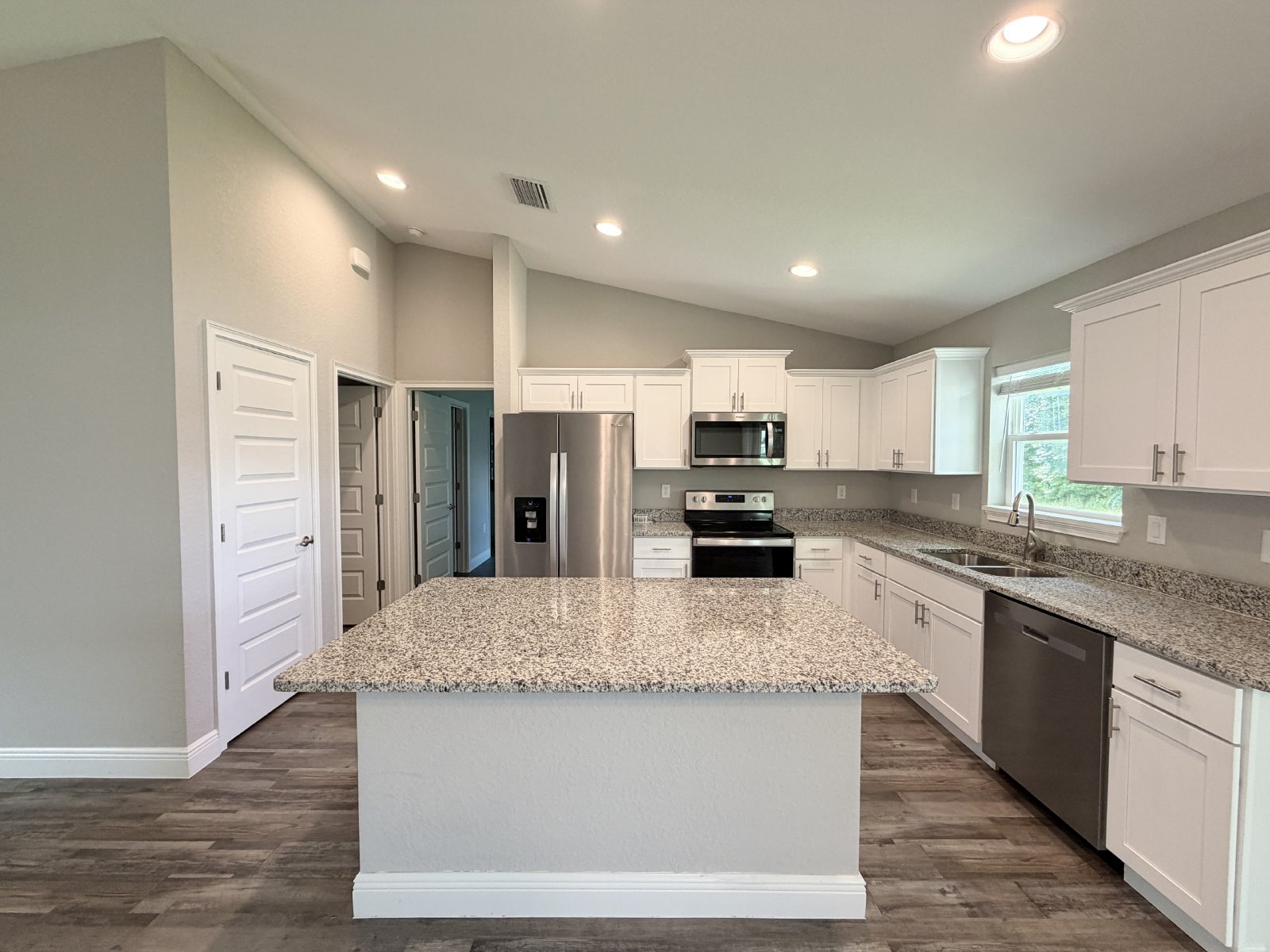 9 Larch Dr Ocala FL 34480 property image