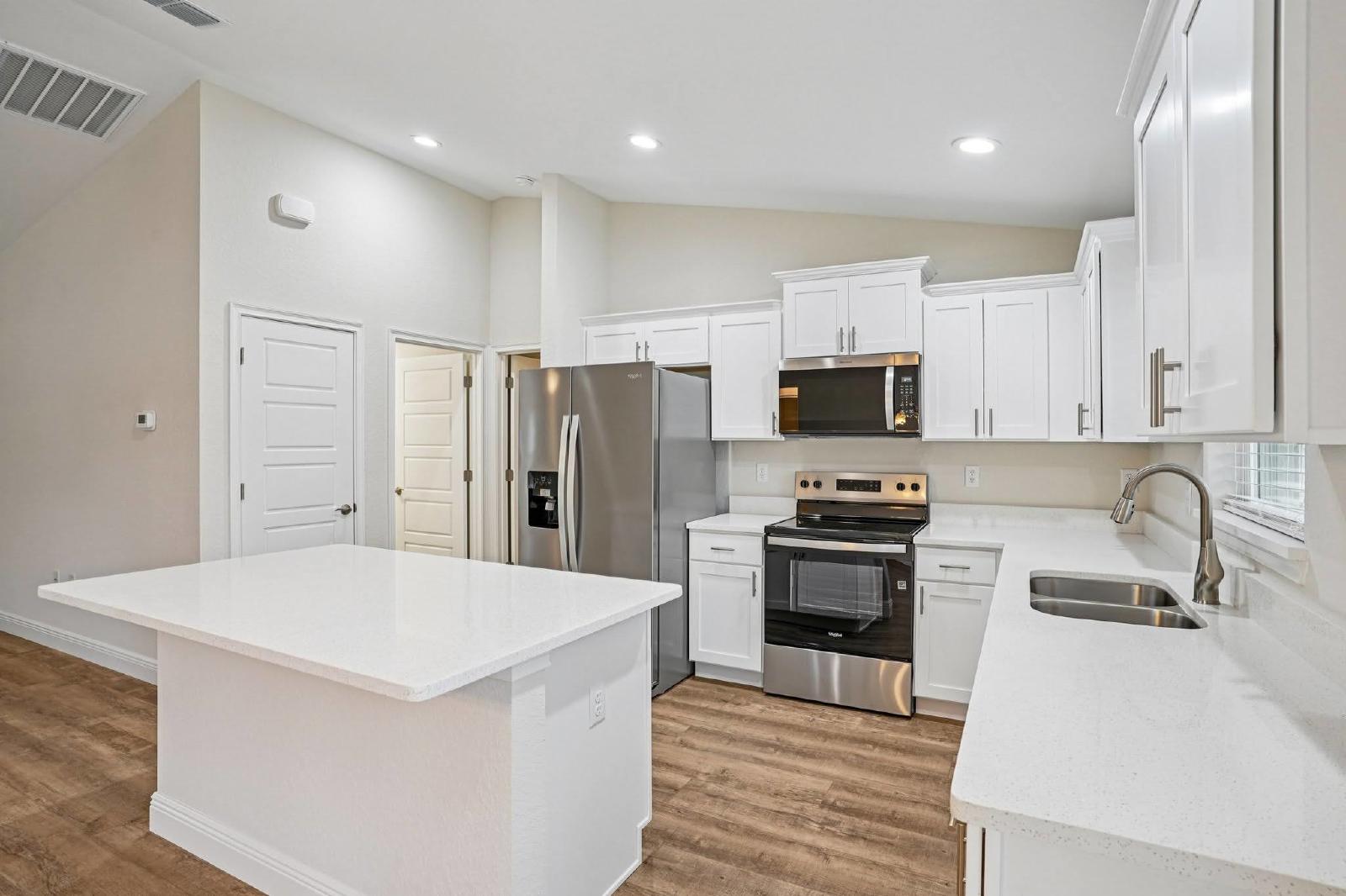 10 Hemlock Loop Ocala FL 34472 property image