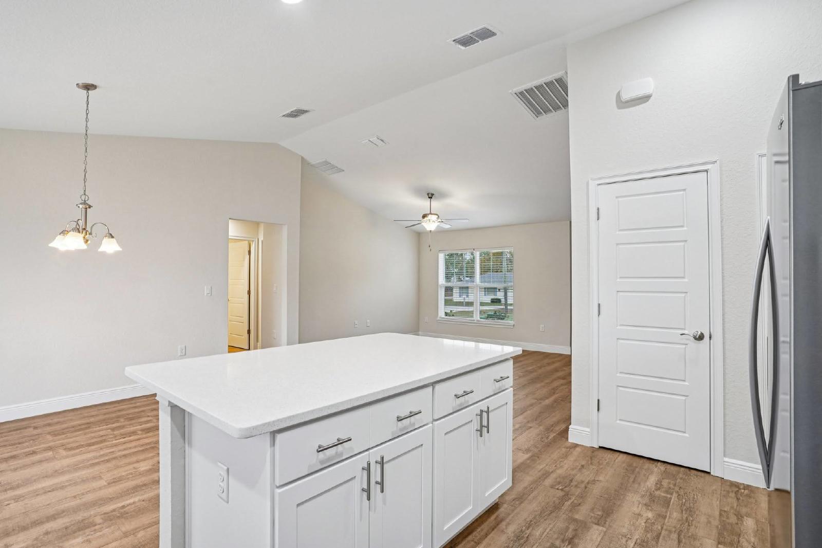 10 Hemlock Loop Ocala FL 34472 property image