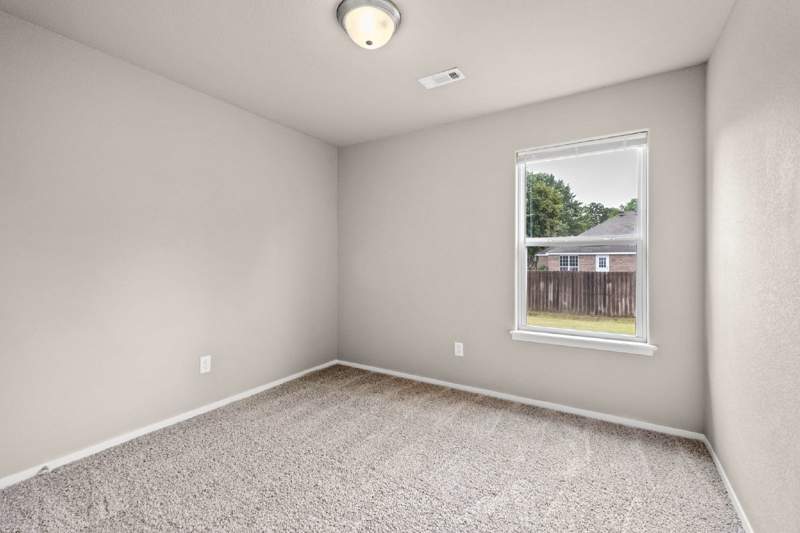 1388 S Spritz Drive Fayetteville AR 72701 property image