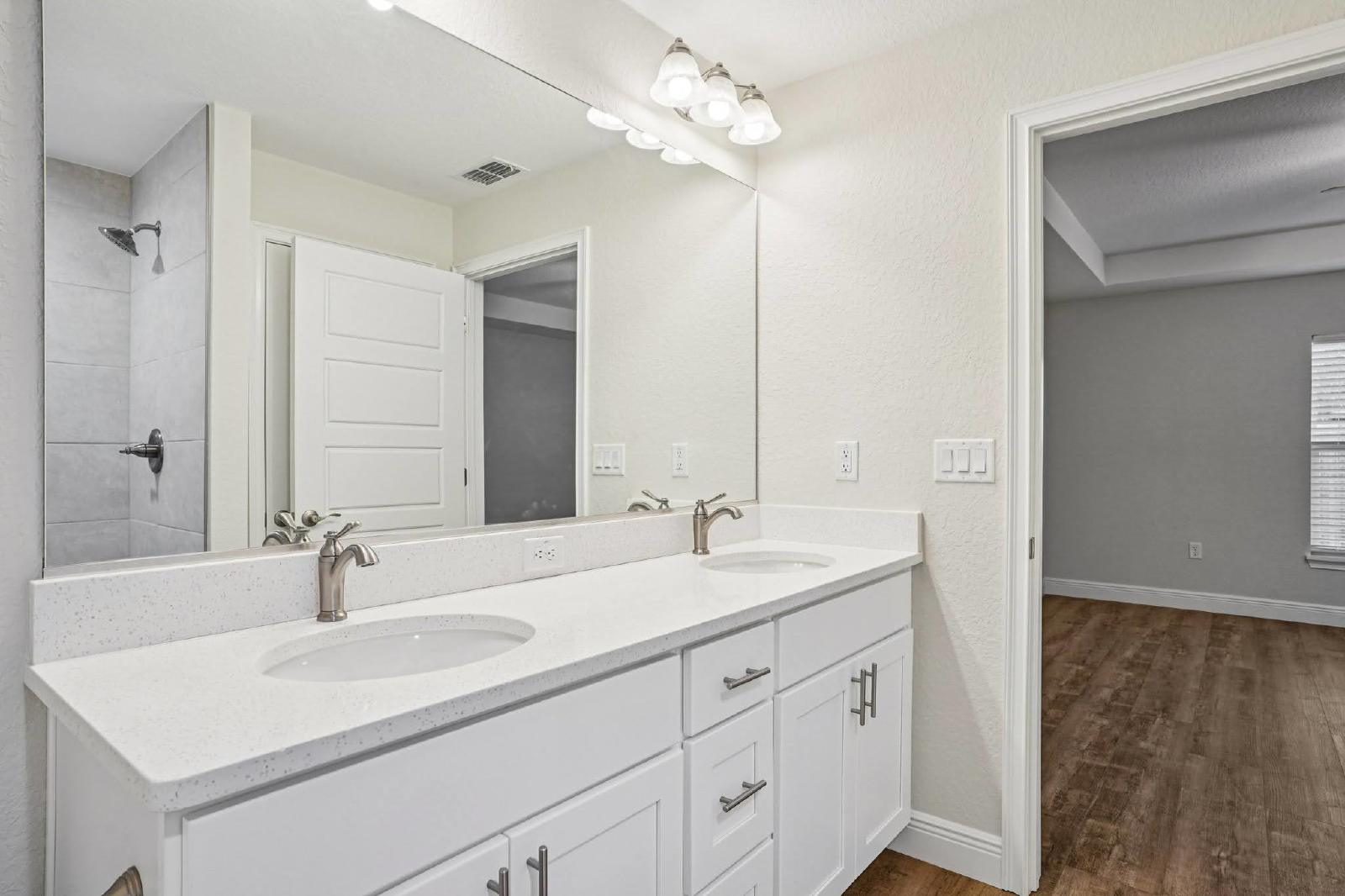 10 Hemlock Loop Ocala FL 34472 property image