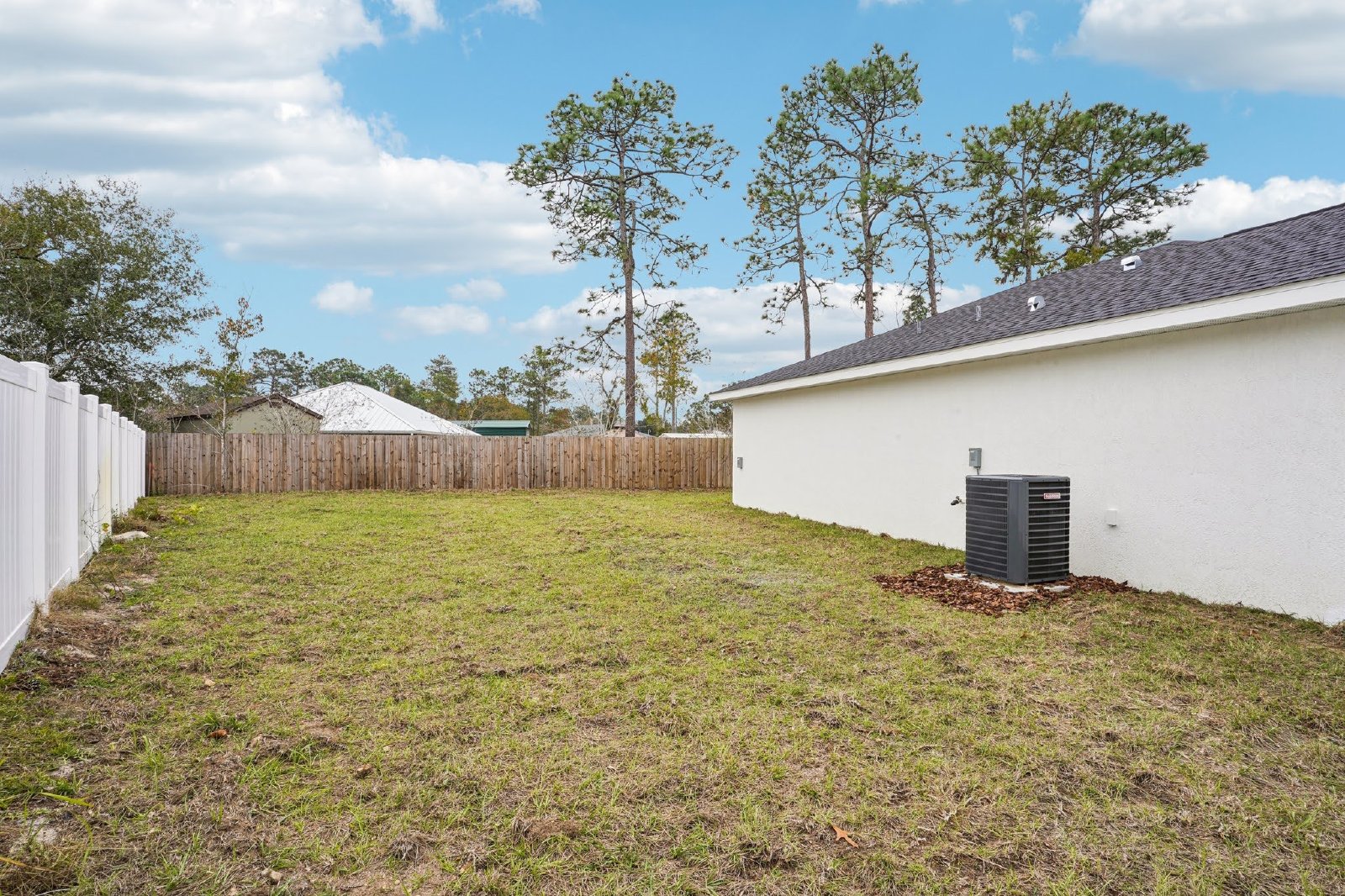 10 Hemlock Loop Ocala FL 34472 property image
