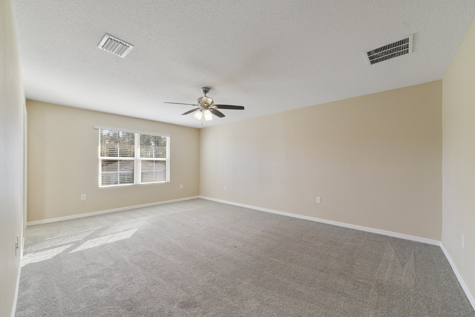 2216 NW 246th Ter Newberry FL 32669 property image