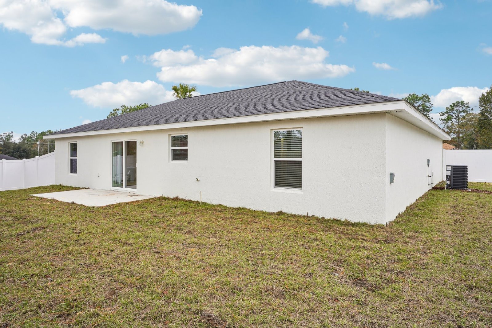 10 Hemlock Loop Ocala FL 34472 property image