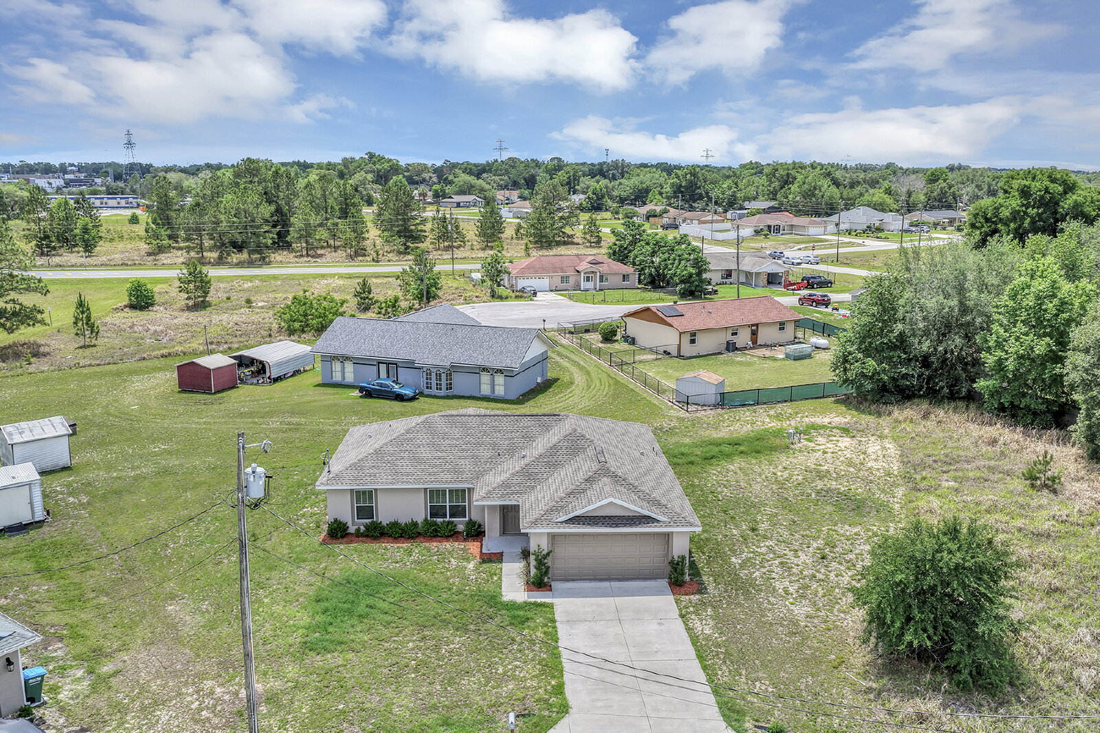 Modern 3-Bedroom Home | Screened Lanai, Granite Kitchen & 2-Car Garage property image