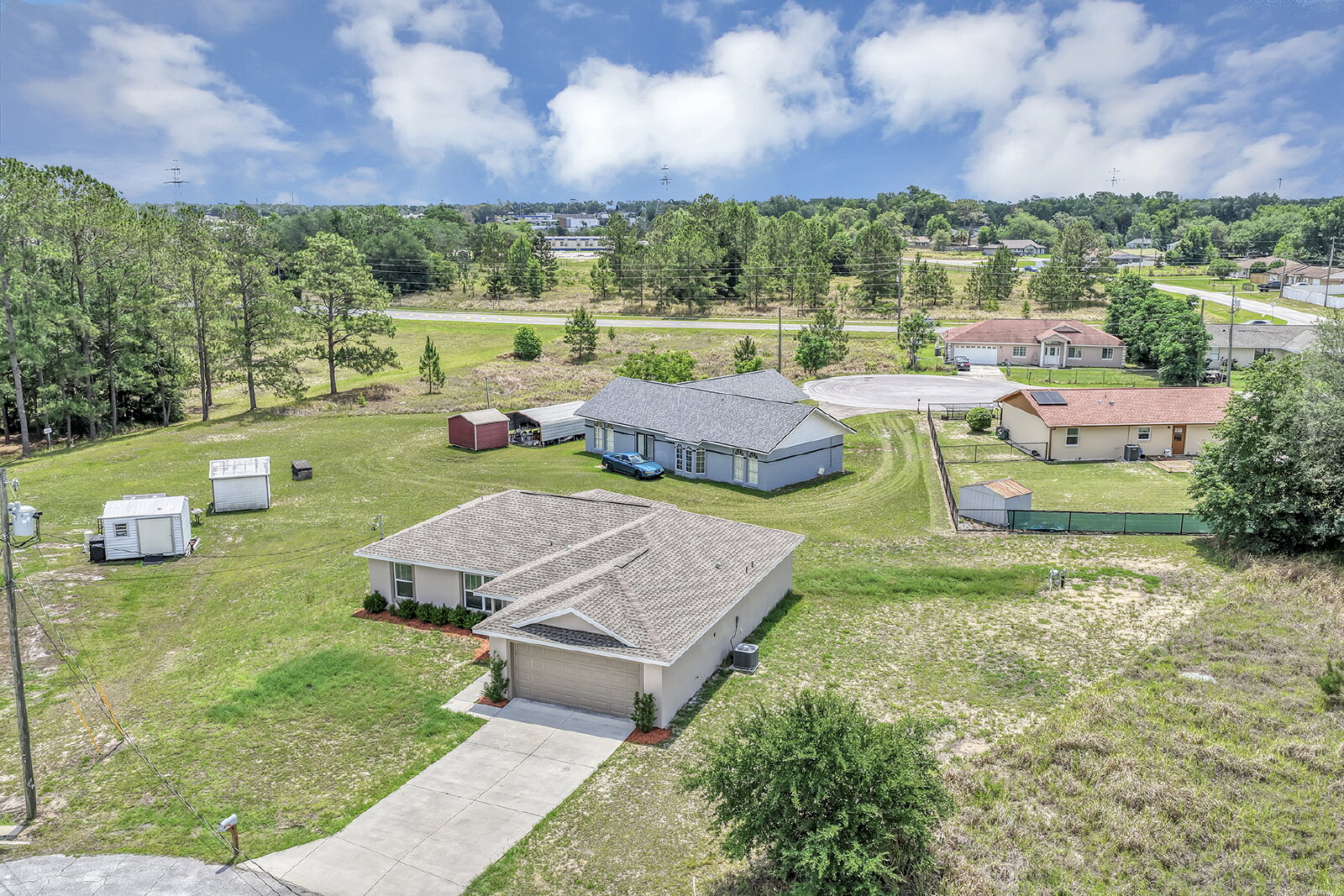 Modern 3-Bedroom Home | Screened Lanai, Granite Kitchen & 2-Car Garage property image