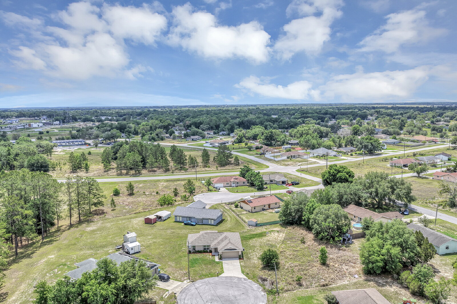 Modern 3-Bedroom Home | Screened Lanai, Granite Kitchen & 2-Car Garage property image
