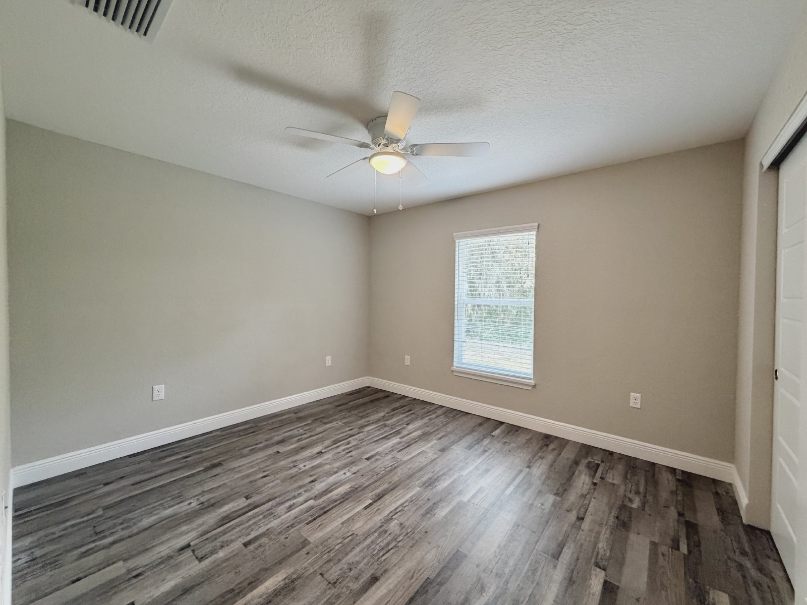 210 Locust Lane Pass, Ocala, FL 34472 property image