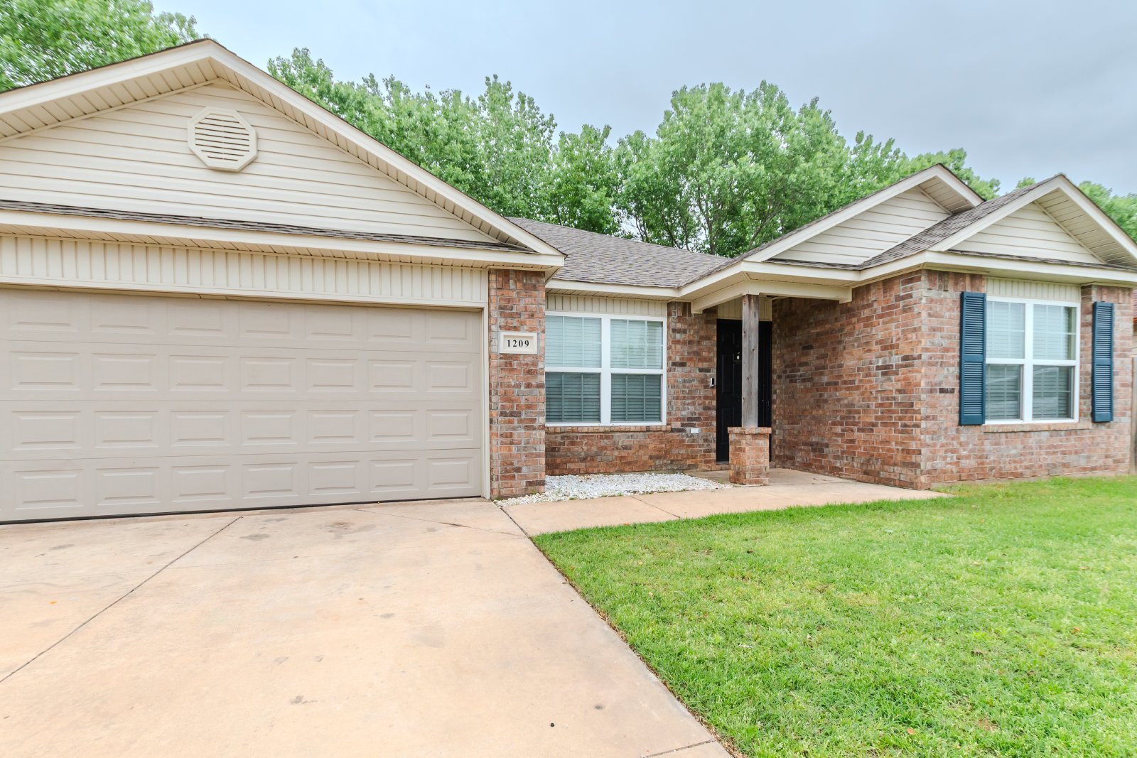 1209 Ironstone Dr Noble OK 73068 property image